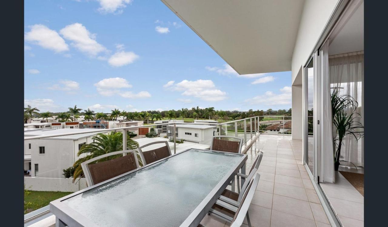 Azzura Greens Resort Gold Coast Luaran gambar